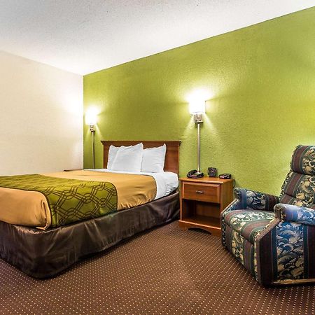 Econo Lodge Элизабет-Сити Экстерьер фото