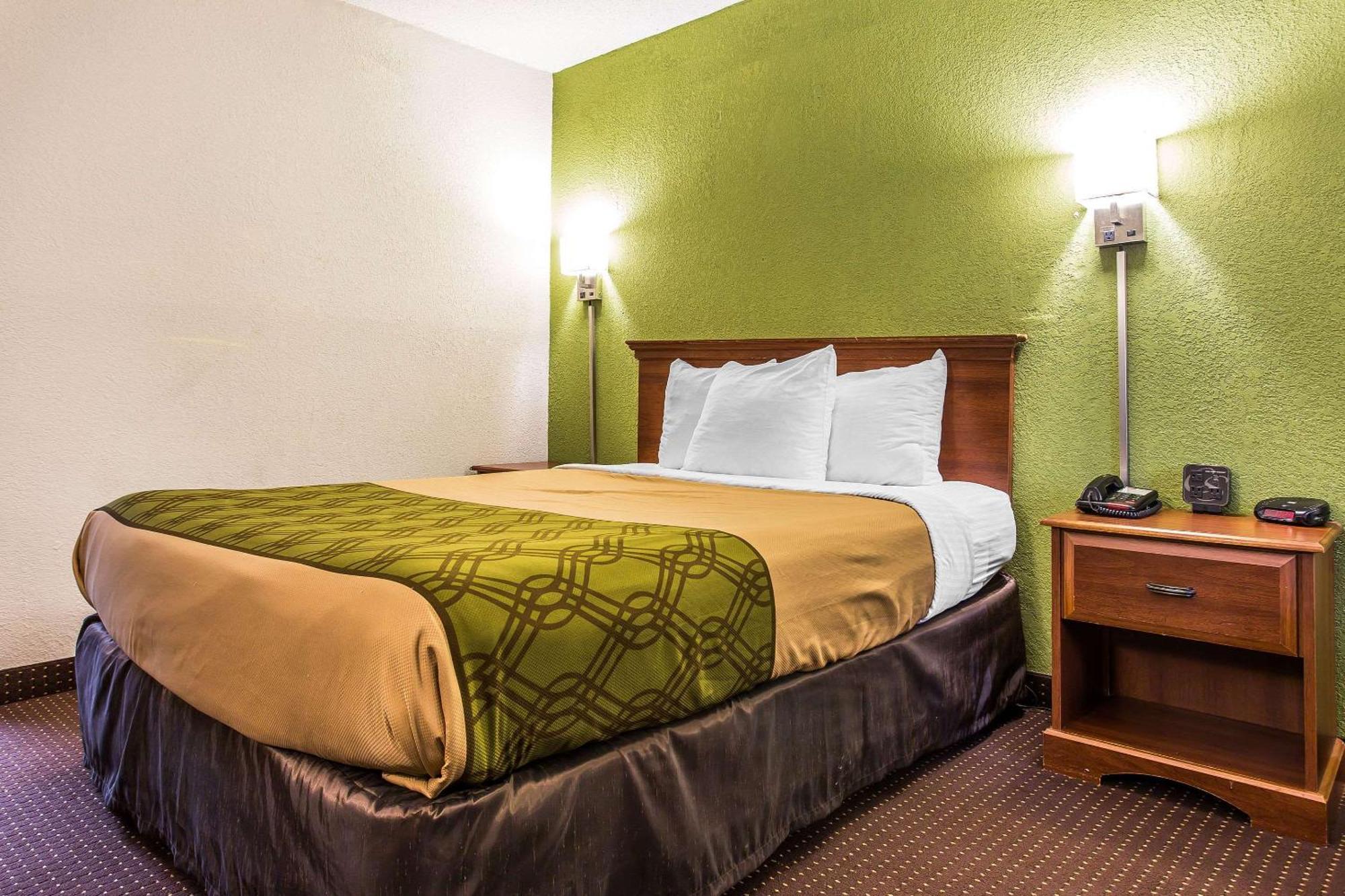 Econo Lodge Элизабет-Сити Экстерьер фото